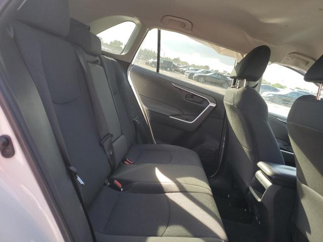 Photo 6 from auction – 2020 TOYOTA RAV4 LE with VIN 2T3K1RFV4LC080532