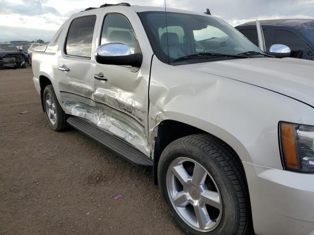 Photo 9 from auction – 2011 CHEVROLET AVALANCHE with VIN 3GNTKGE31BG197432