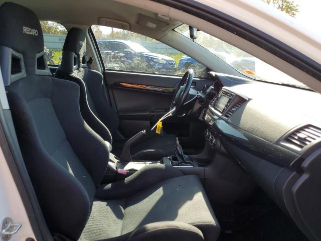 Photo 5 from auction – 2014 MITSUBISHI LANCER EVO with VIN JA32W8FV2EU007796