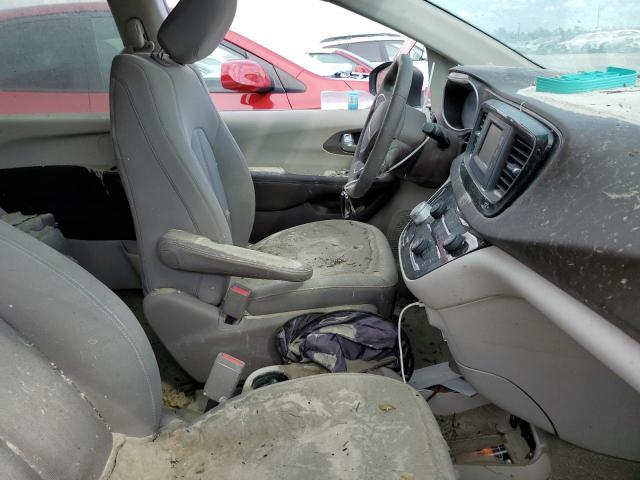 Photo 5 from auction – 2017 CHRYSLER PACIFICA L with VIN 2C4RC1CG1HR570782