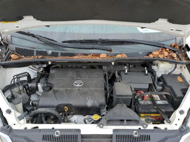 Photo 7 from auction – 2011 TOYOTA SIENNA XLE with VIN 5TDYK3DC7BS089794