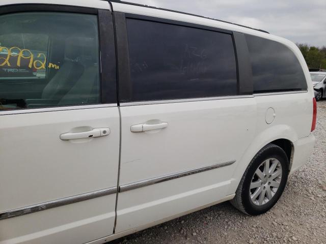 Photo 9 from auction – 2011 CHRYSLER TOWN & COU with VIN 2A4RR8DG9BR645686