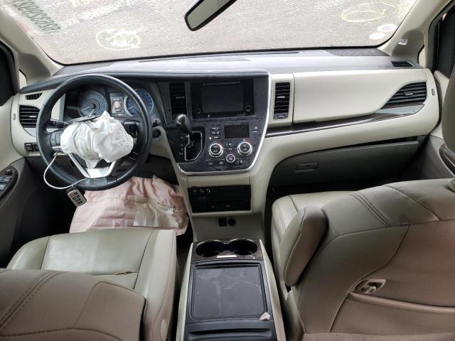 Photo 9 from auction – 2017 TOYOTA SIENNA XLE with VIN 5TDDZ3DC2HS164887