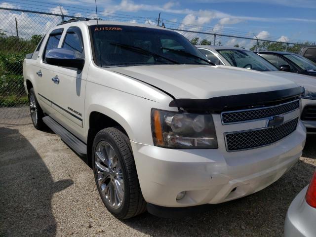 CHEVROLET AVALANCHE 2011 with VIN 3GNTKGE30BG169573 - Photo from auction