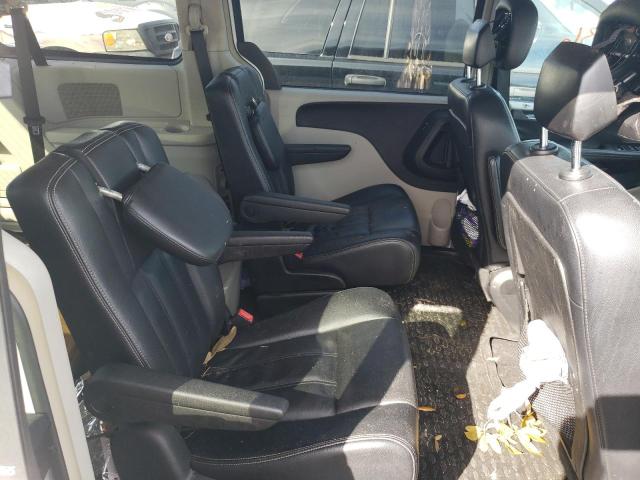 Photo 6 from auction – 2013 CHRYSLER TOWN & COU with VIN 2C4RC1BG1DR815334