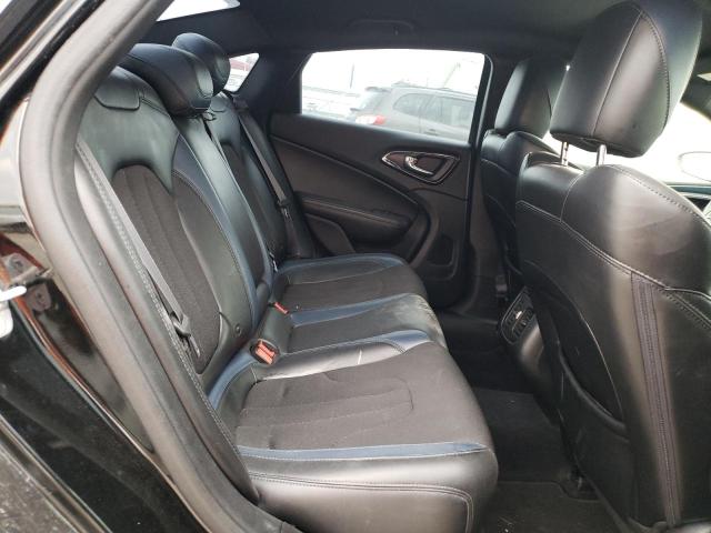 Photo 6 from auction – 2015 CHRYSLER 200 S with VIN 1C3CCCDG6FN540532