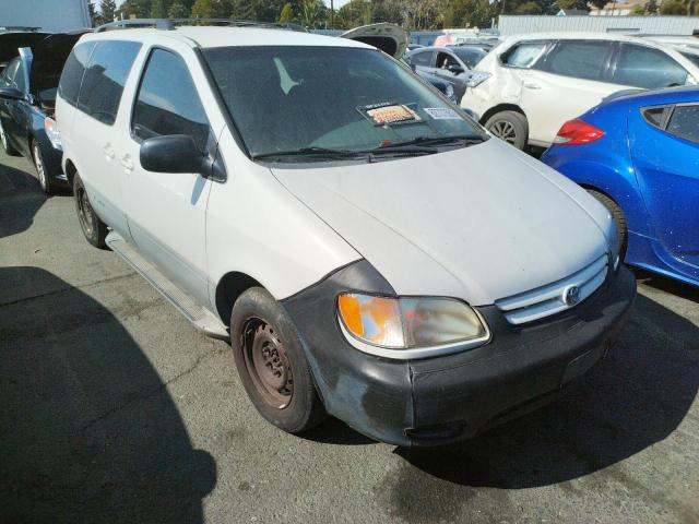 Photo 1 from auction – 2002 TOYOTA SIENNA with VIN 4T3ZF13C52U446290