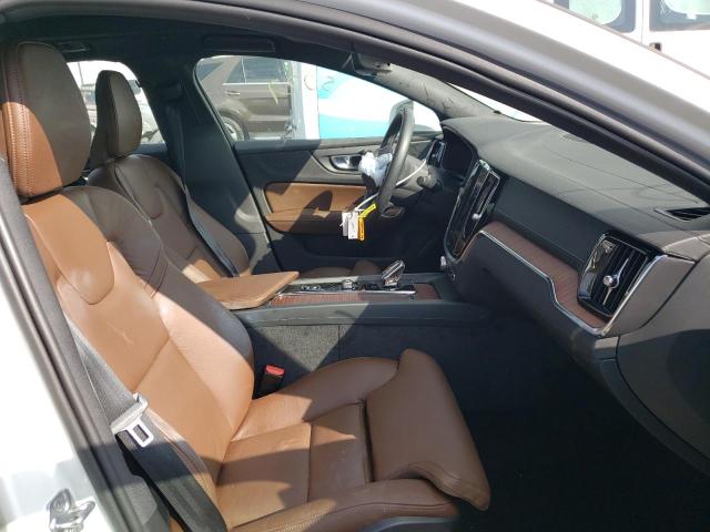 Photo 5 from auction – 2022 VOLVO S60 B5 INS with VIN 7JRL12FL9NG155850