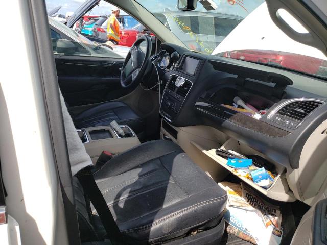 Photo 5 from auction – 2013 CHRYSLER TOWN & COU with VIN 2C4RC1BG4DR564759