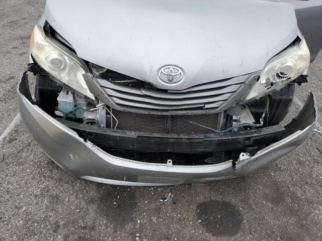 Photo 7 from auction – 2011 TOYOTA SIENNA XLE with VIN 5TDYK3DC1BS006506