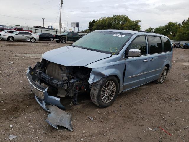 Photo 2 from auction – 2013 CHRYSLER TOWN & COU with VIN 2C4RC1CG0DR569746