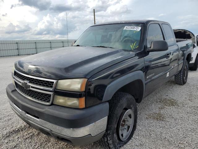 Photo 2 from auction – 2005 CHEVROLET 2500 with VIN 1GCHC29U85E336212