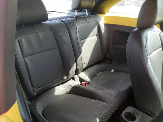 Photo 6 from auction – 2012 VOLKSWAGEN BEETLE with VIN 3VWJP7AT2CM602379