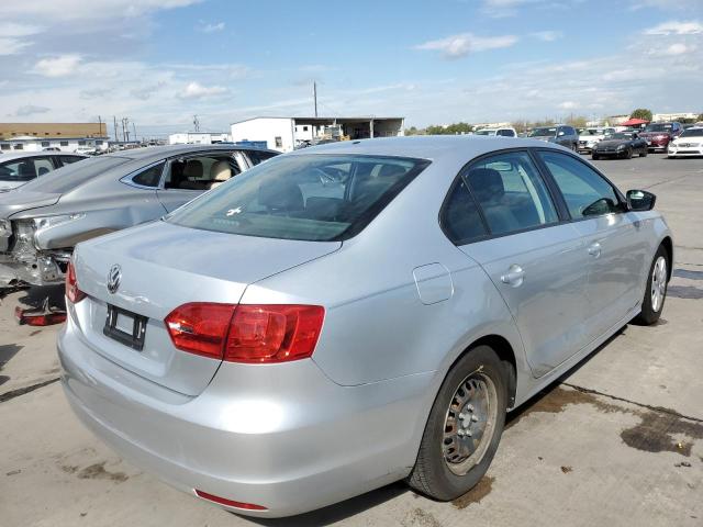 Photo 4 from auction – 2014 VOLKSWAGEN JETTA BASE with VIN 3VW2K7AJ2EM333711