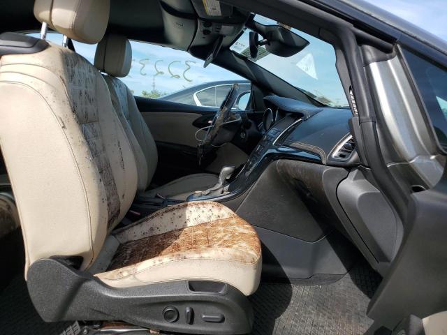 Photo 5 from auction – 2017 BUICK CASCADA PR with VIN W04WH3N54HG012626