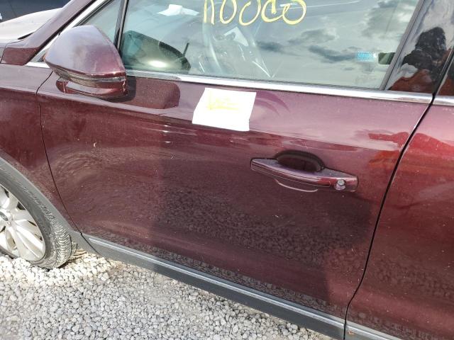 Photo 9 from auction – 2017 LINCOLN MKC RESERV with VIN 5LMCJ3C96HUL40952