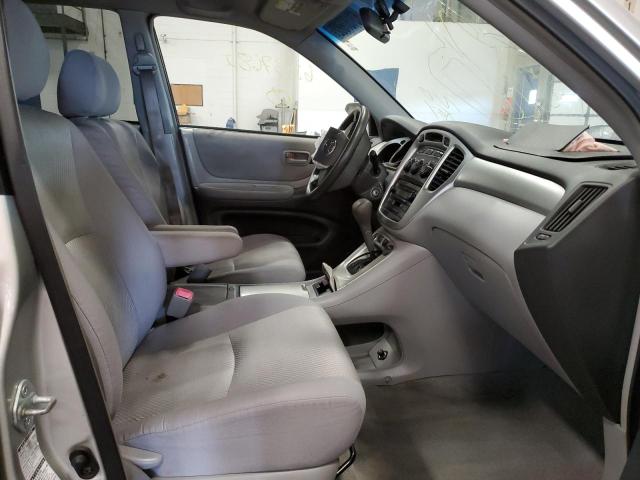 Photo 5 from auction – 2005 TOYOTA HIGHLANDER with VIN JTEEP21A850131796