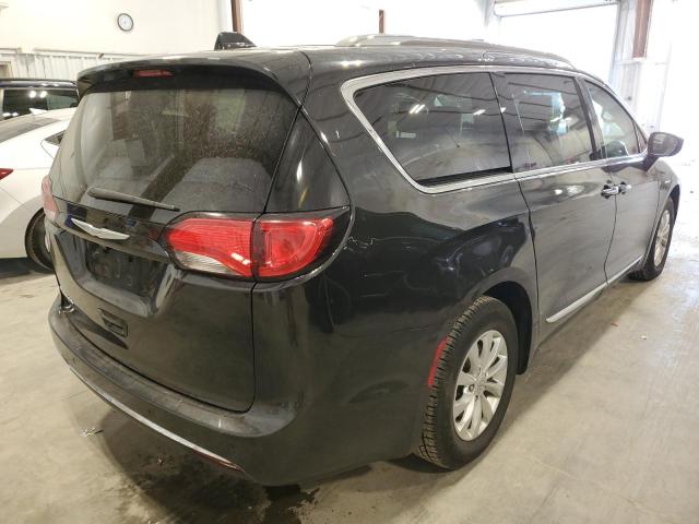 Photo 4 from auction – 2018 CHRYSLER PACIFICA T with VIN 2C4RC1BG4JR130675