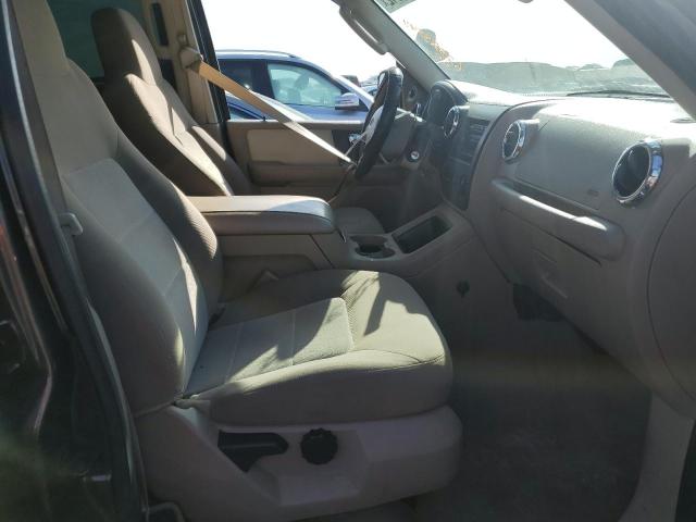 Photo 5 from auction – 2006 FORD EXPEDITION with VIN 1FMPU16516LA08722