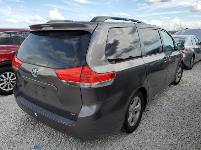 Photo 4 from auction – 2013 TOYOTA SIENNA LE with VIN 5TDKK3DC6DS299229