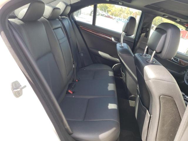 Photo 6 from auction – 2011 MERCEDES-BENZ C 300 with VIN WDDGF5EB6BA425665