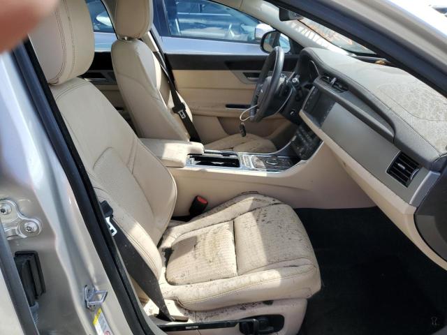 Photo 5 from auction – 2017 JAGUAR XF PRESTIG with VIN SAJBE4BV4HCY29840