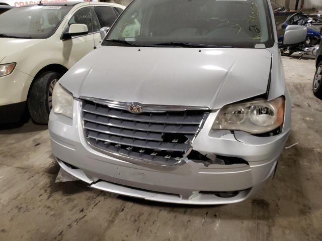 Photo 9 from auction – 2010 CHRYSLER TOWN & COU with VIN 2A4RR5D10AR319204