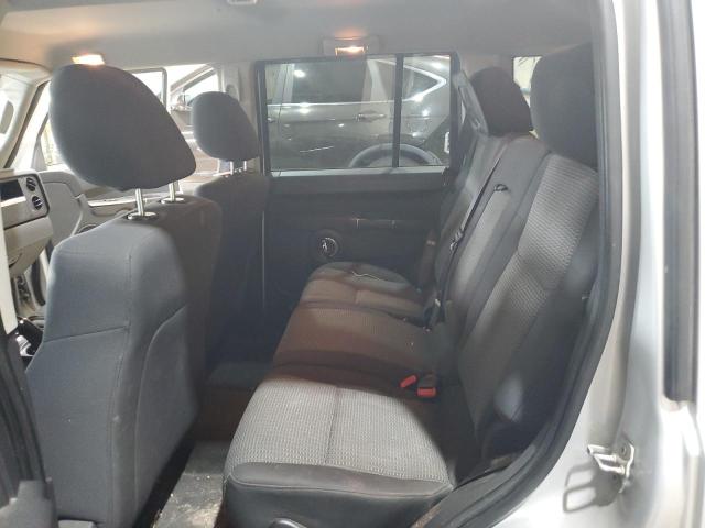 Photo 6 from auction – 2010 JEEP COMMANDER with VIN 1J4RG4GK7AC125329
