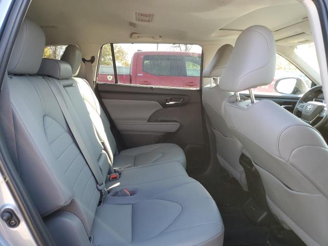 Photo 6 from auction – 2020 TOYOTA HIGHLANDER with VIN 5TDHZRBH2LS024558