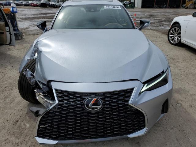 Photo 5 from auction – 2022 LEXUS IS 300 with VIN JTHDA1D25N5119591