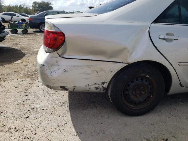 Photo 9 from auction – 2005 TOYOTA CAMRY LE with VIN 4T1BE32K95U386682