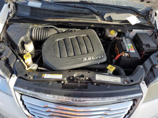 Photo 7 from auction – 2012 CHRYSLER TOWN & COU with VIN 2C4RC1CG1CR300783