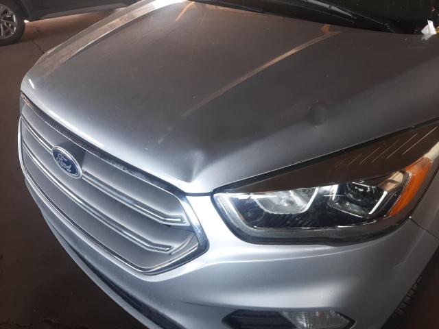 Photo 9 from auction – 2019 FORD ESCAPE SEL with VIN 1FMCU0HD0KUA72056