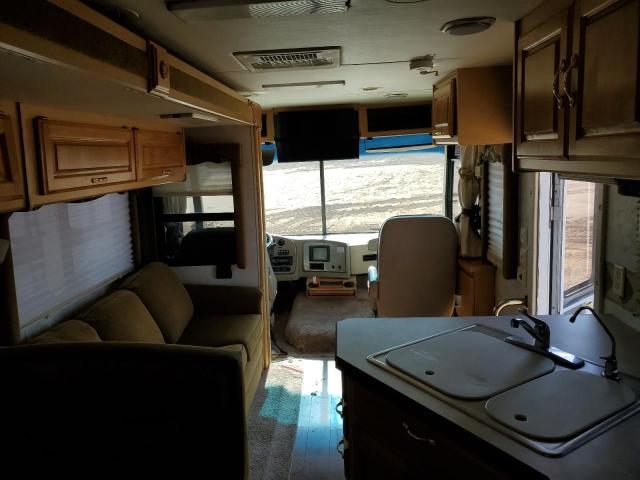 Photo 5 from auction – 2004 MONA MONARCH with VIN 5B4MP67G543377128