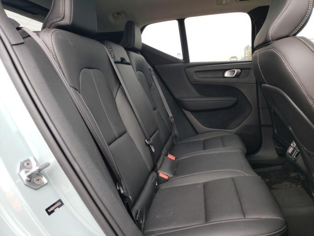 Photo 6 from auction – 2019 VOLVO XC40 T5 MO with VIN YV4162UK7K2124233