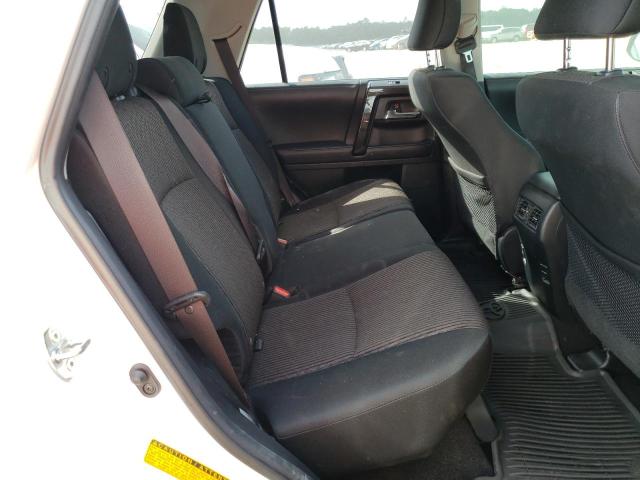 Photo 6 from auction – 2019 TOYOTA 4RUNNER SR with VIN JTEBU5JR2K5655673