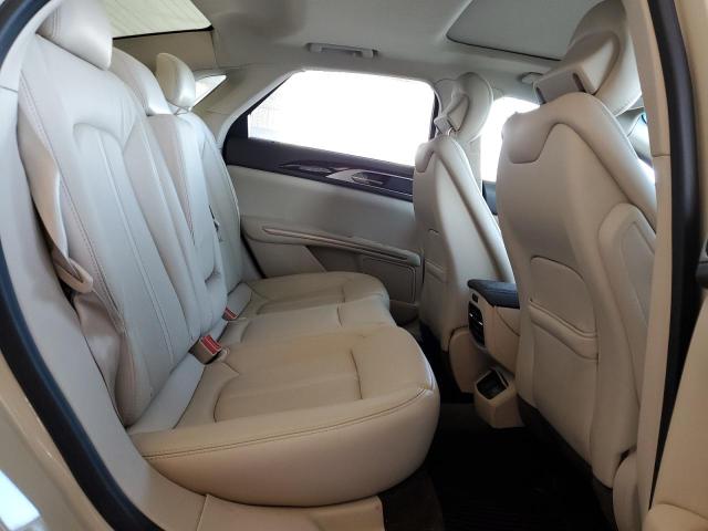 Photo 6 from auction – 2016 LINCOLN MKZ with VIN 3LN6L2JK7GR628480
