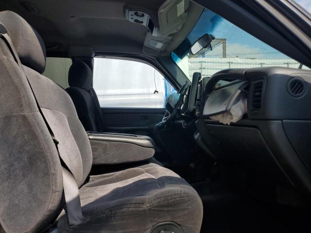 Photo 5 from auction – 2000 CHEVROLET silverado with VIN 1GCEK19T2YE356175