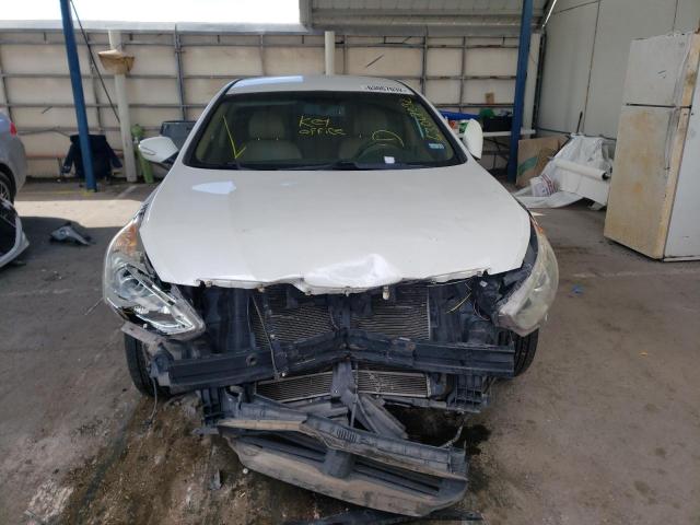 Photo 5 from auction – 2012 HYUNDAI SONATA HYB with VIN KMHEC4A4XCA041865