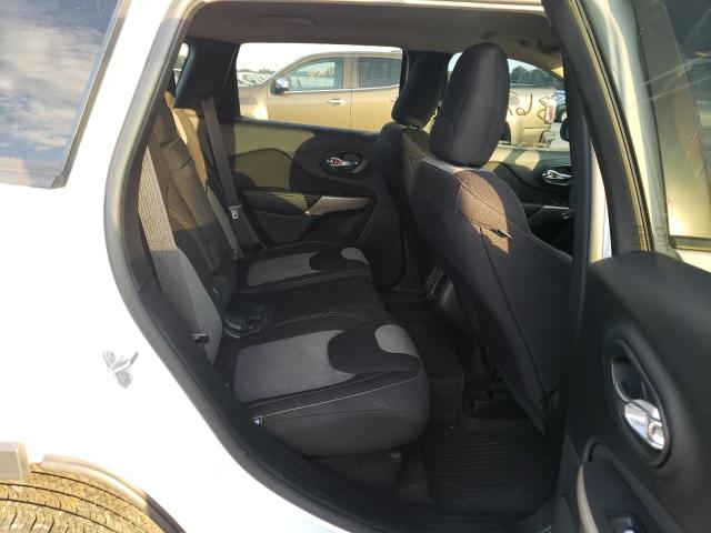 Photo 6 from auction – 2018 JEEP CHEROKEE L with VIN 1C4PJLCB0JD544485