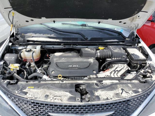 Photo 7 from auction – 2017 CHRYSLER PACIFICA L with VIN 2C4RC1CG1HR570782