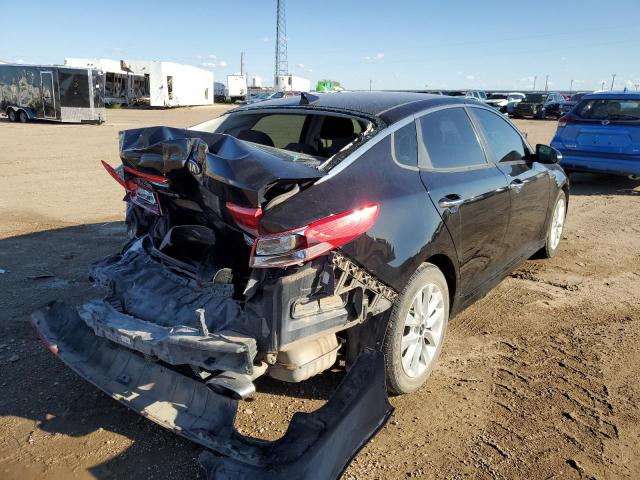 Photo 4 from auction – 2017 KIA OPTIMA with VIN 5XXGT4L30HG131782