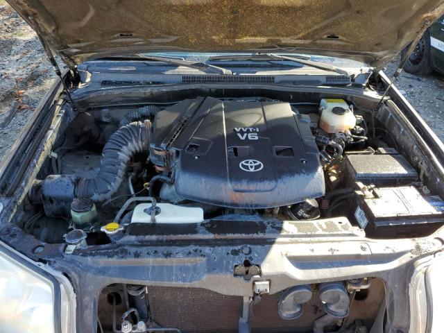 صورة رقم 7 من المزاد - 2003 TOYOTA 4RUNNER SR مع VIN JTEBU14R238006900