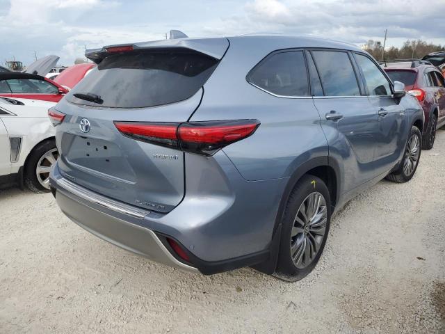 Photo 4 from auction – 2021 TOYOTA HIGHLANDER with VIN 5TDEBRCH2MS065618