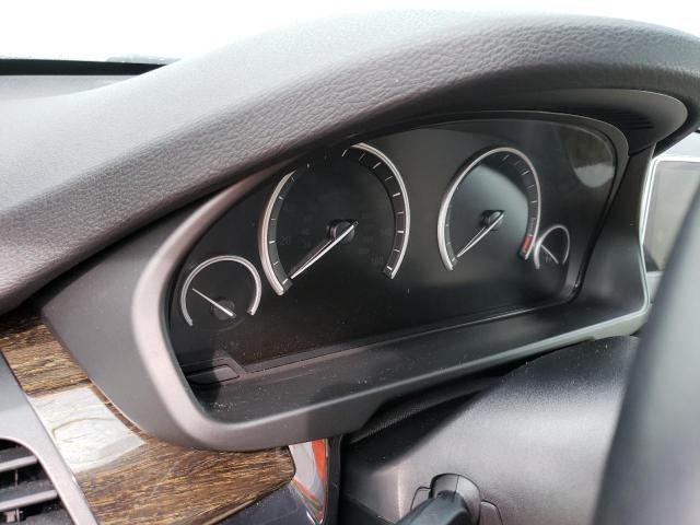 Photo 8 from auction – 2017 BMW X5 XDRIVE3 with VIN 5UXKR0C34H0V81498