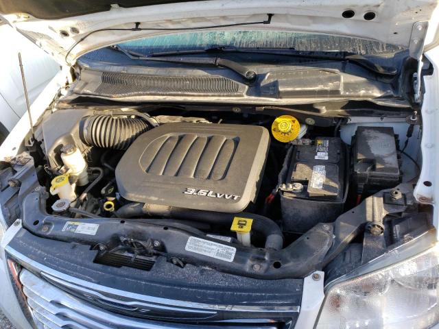 Photo 7 from auction – 2014 CHRYSLER TOWN & COU with VIN 2C4RC1CG2ER345539