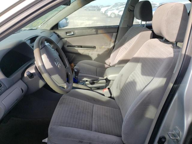Photo 5 from auction – 2005 TOYOTA CAMRY LE with VIN 4T1BE32K85U502972