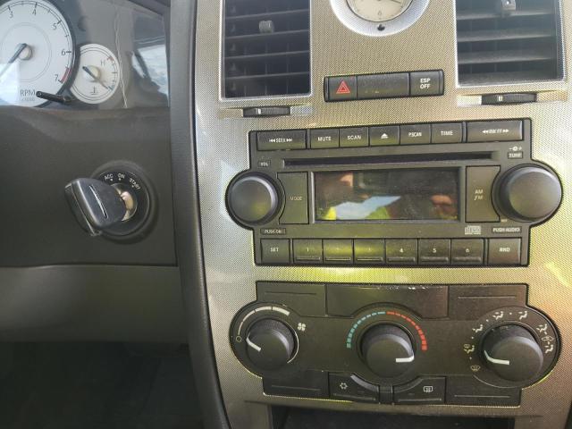 Photo 9 from auction – 2005 CHRYSLER 300 TOURIN with VIN 2C3JA53G85H685430
