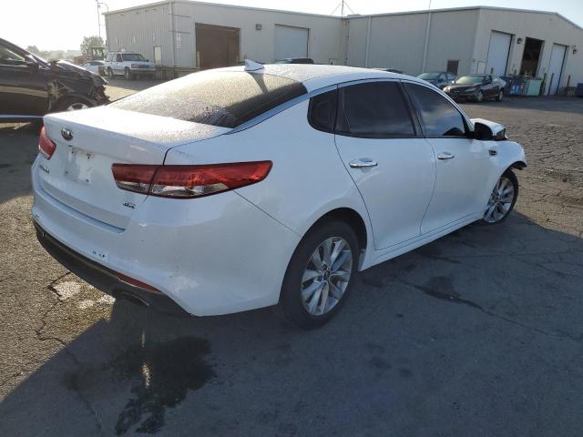 Photo 4 from auction – 2016 KIA OPTIMA EX with VIN 5XXGU4L32GG006228