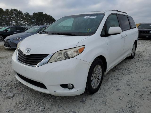 Photo 2 from auction – 2011 TOYOTA SIENNA XLE with VIN 5TDYK3DC7BS089794